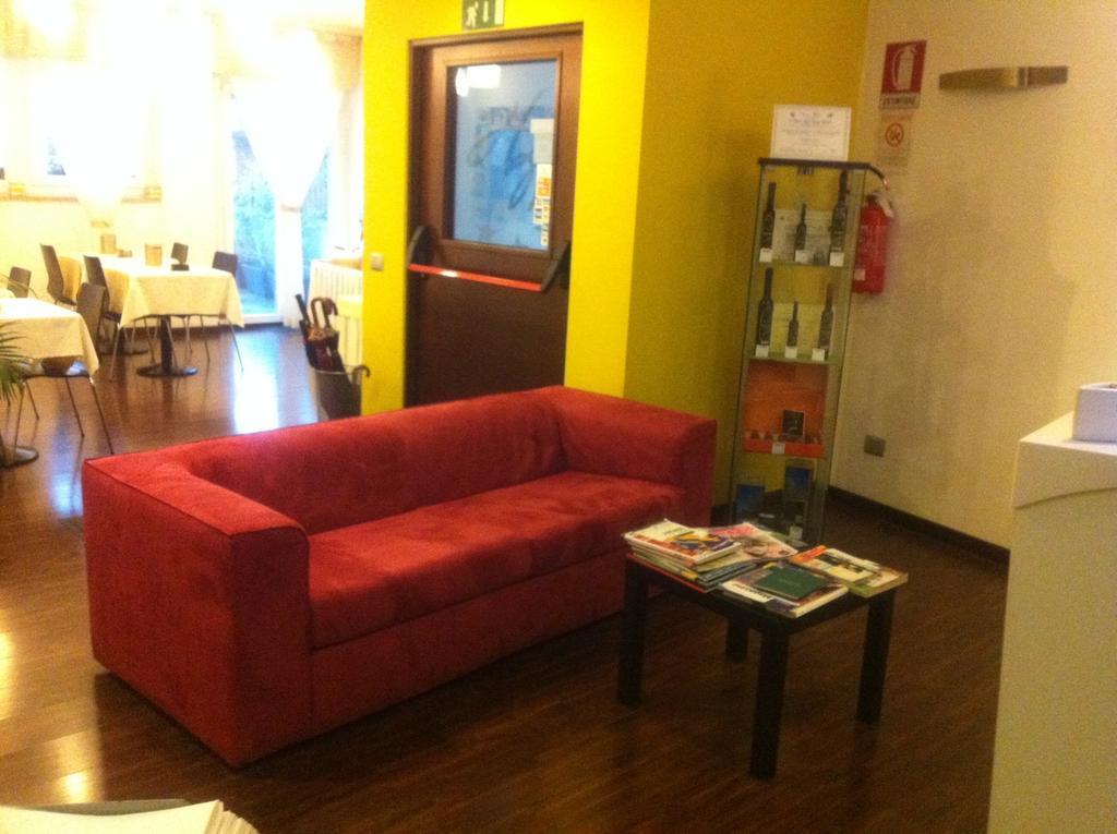 Hotel Milano Ancona Esterno foto